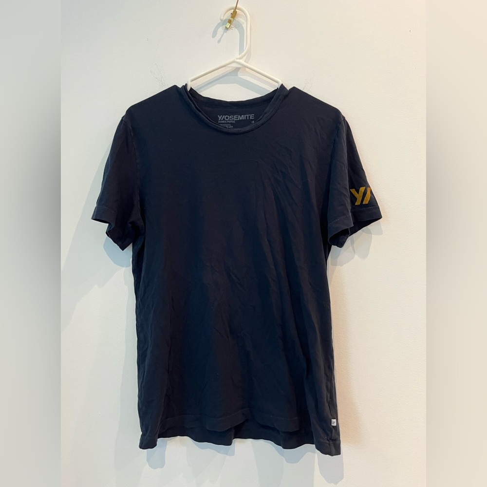 Janes perse Yosemite navy tee shirt size 1